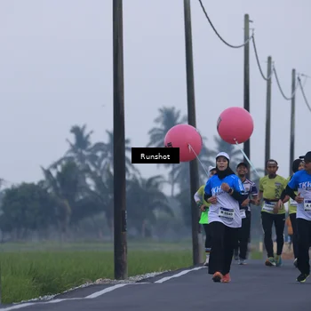 Runner Photo 5745714