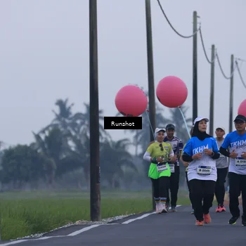 Runner Photo 5745722