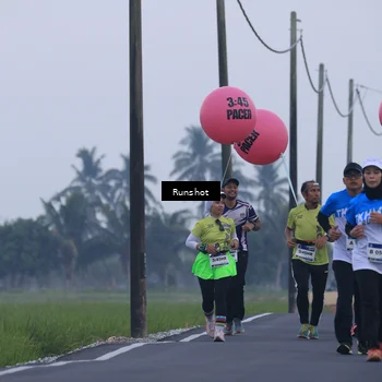 Runner Photo 5745740