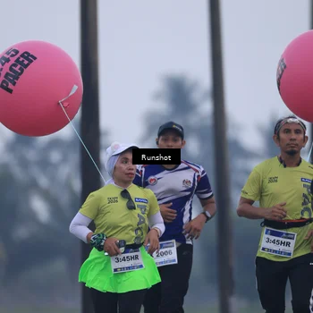 Runner Photo 5745773