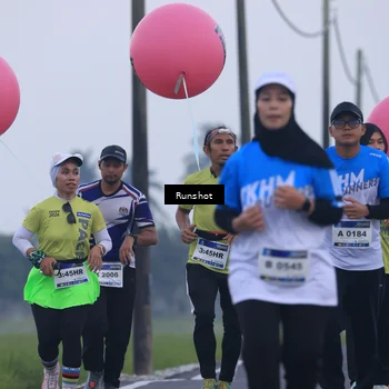 Runner Photo 5745793