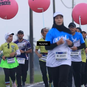 Runner Photo 5745795