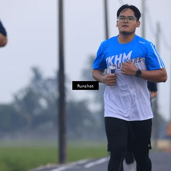 Runner Photo 5745897