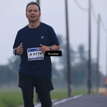 Runner Photo 5745943