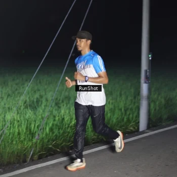 Runner Photo 5746025