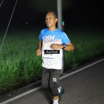 Runner Photo 5746064