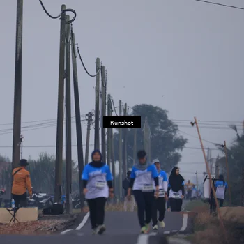 Runner Photo 5746070