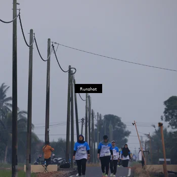 Runner Photo 5746140