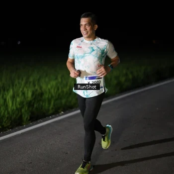 Runner Photo 5746158