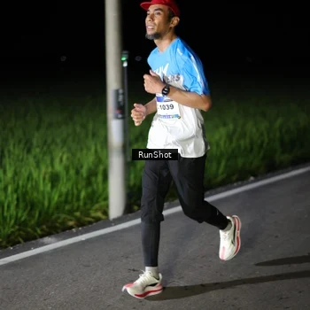 Runner Photo 5746272