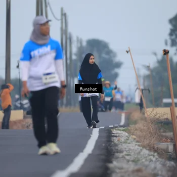 Runner Photo 5746307