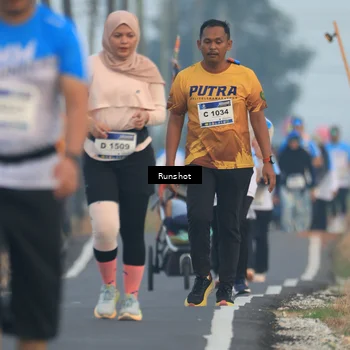 Runner Photo 5746641