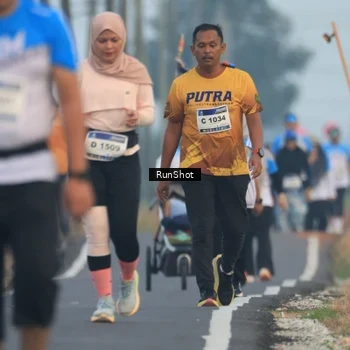 Runner Photo 5746645