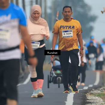 Runner Photo 5746663