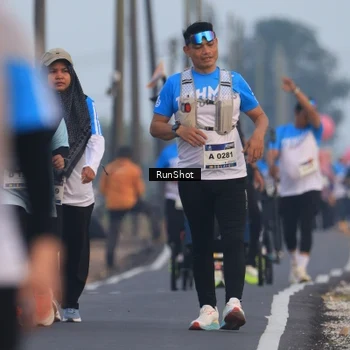 Runner Photo 5746859