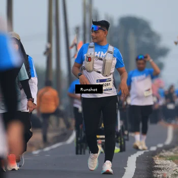 Runner Photo 5746860