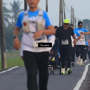 Runner Photo 5747061