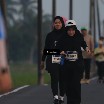 Runner Photo 5747359