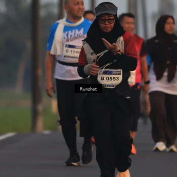 Runner Photo 5747706