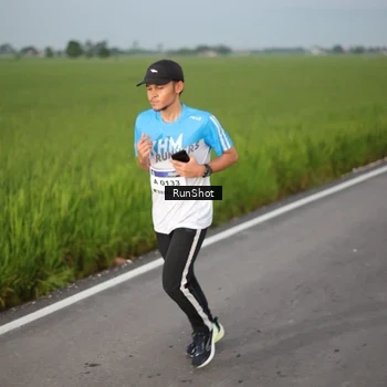Runner Photo 5748016