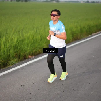 Runner Photo 5748074