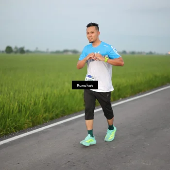 Runner Photo 5748164