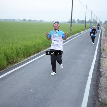 Runner Photo 5748481