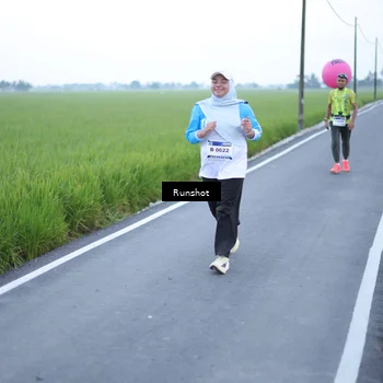 Runner Photo 5749015