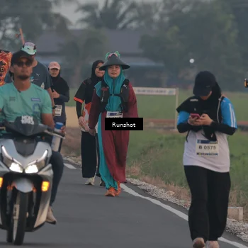 Runner Photo 5749017