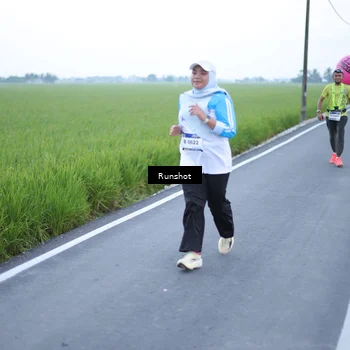Runner Photo 5749021