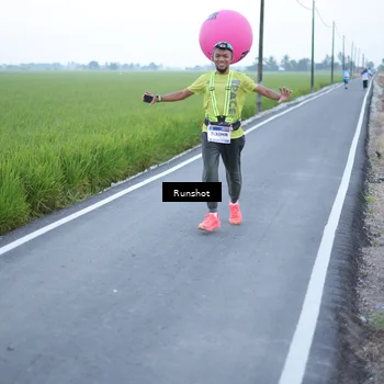 Runner Photo 5749040