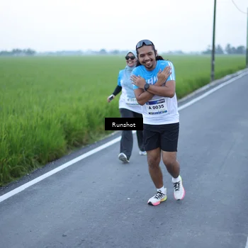 Runner Photo 5749223