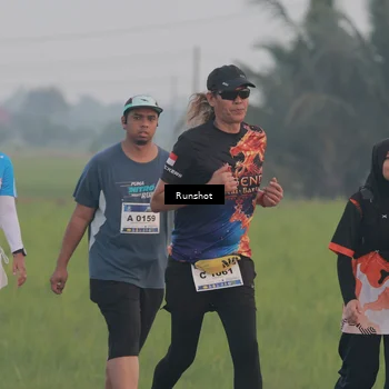 Runner Photo 5749246
