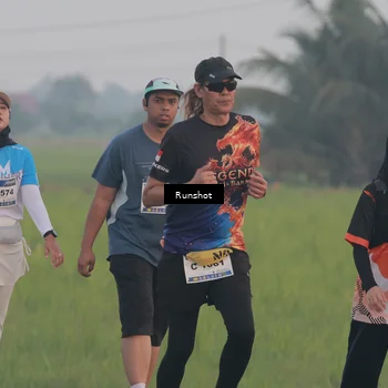 Runner Photo 5749250