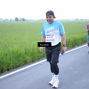 Runner Photo 5749330