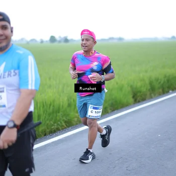 Runner Photo 5749355