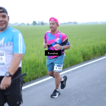 Runner Photo 5749356