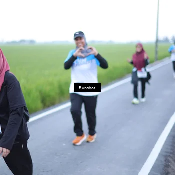 Runner Photo 5749435