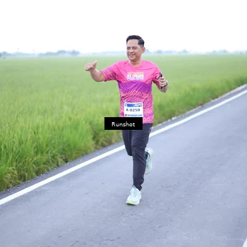 Runner Photo 5749639