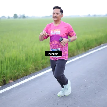 Runner Photo 5749643