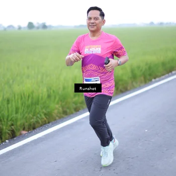 Runner Photo 5749647