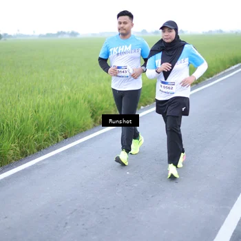Runner Photo 5749673