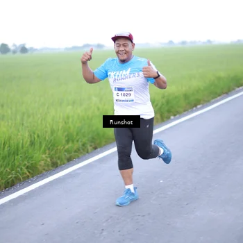 Runner Photo 5749692