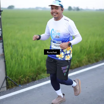 Runner Photo 5749749