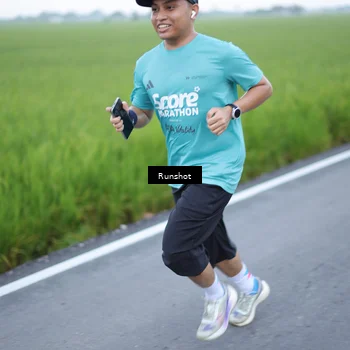 Runner Photo 5749773