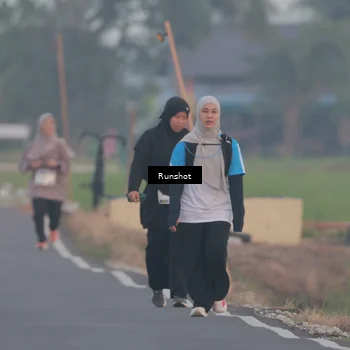 Runner Photo 5749875