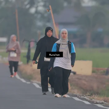 Runner Photo 5749914