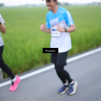 Runner Photo 5749972