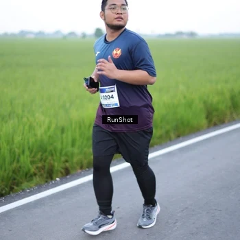 Runner Photo 5749997