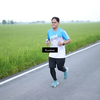 Runner Photo 5750020